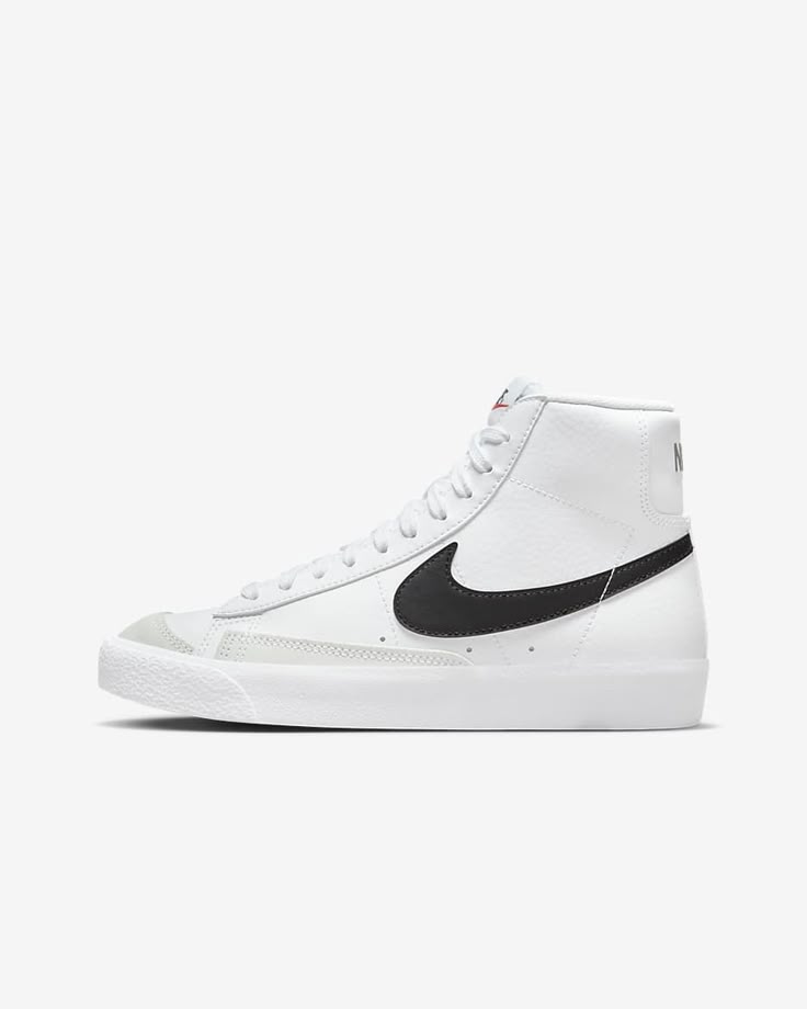 Nike Blazer Mid